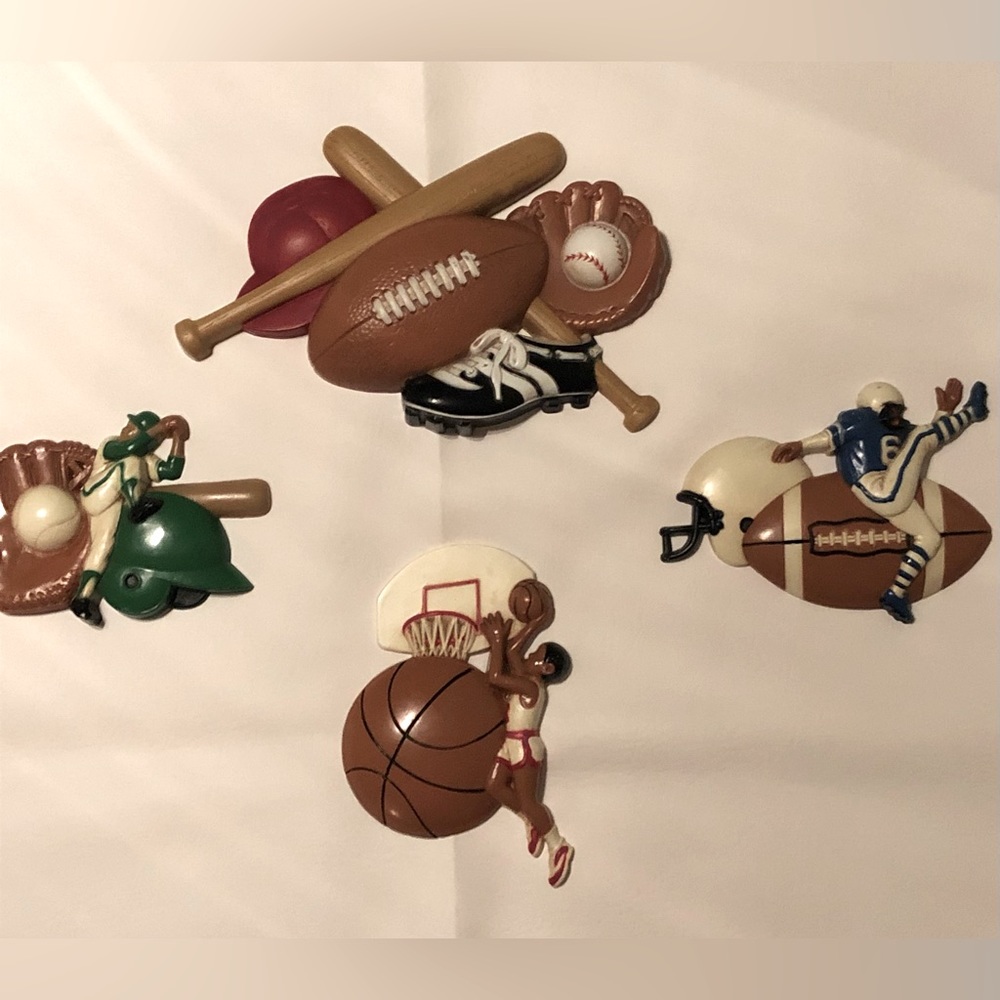 Vintage Home Interior Sports Plaque
